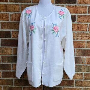 Cross Stitch Cardigan Size XL White Button Sweater Floral Embroidery Pockets